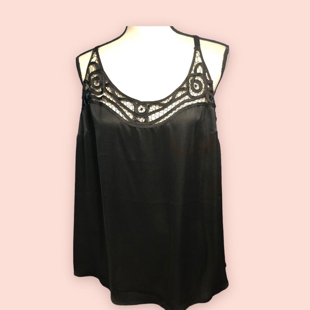 Torrid NWT black inset swing cami M/L